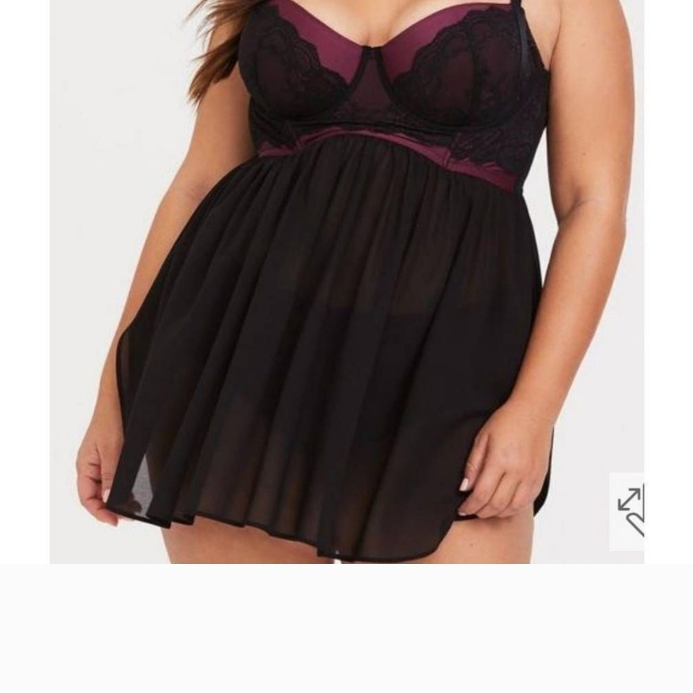 Torrid Curve Black and Burgundy Babydoll Lingerie Size 5